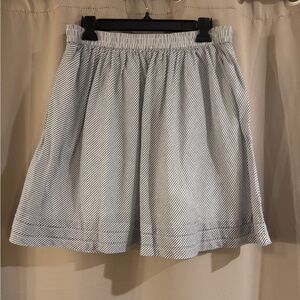 GAP Gray  and White Striped Skirt